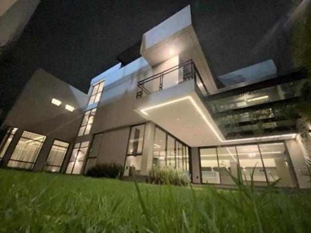 Jardines del Pedregal, Residencia de Lujo en condominio con Casa Club