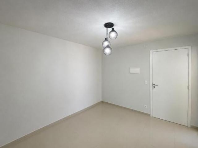 Jardins Mangueiral – Apartamento 02 quartos – 3° andar, armários, janelas já trocadas para blindex