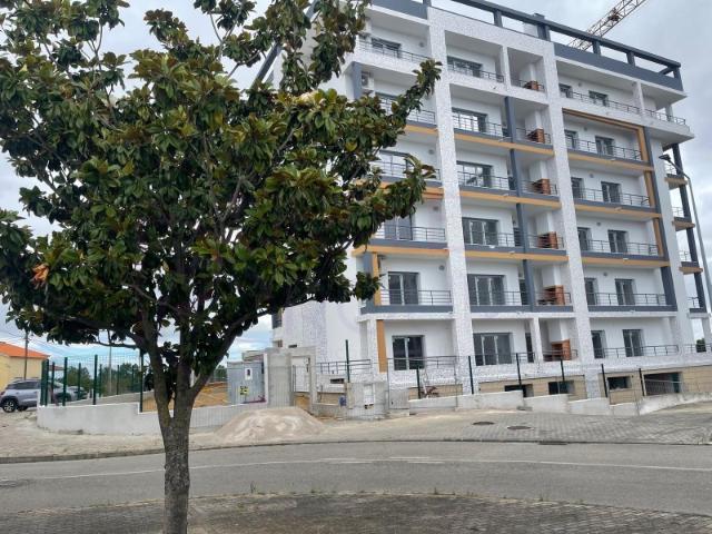 Condomínio Seixal Empreendimentos Paio Pires, Seixal Apartamentos novos T1, T2 e T3 com estacionamento e arrecadação