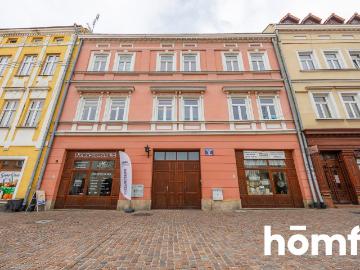 Kamienica na Rynku w Jarosławiu, 354 m², 6 lokali