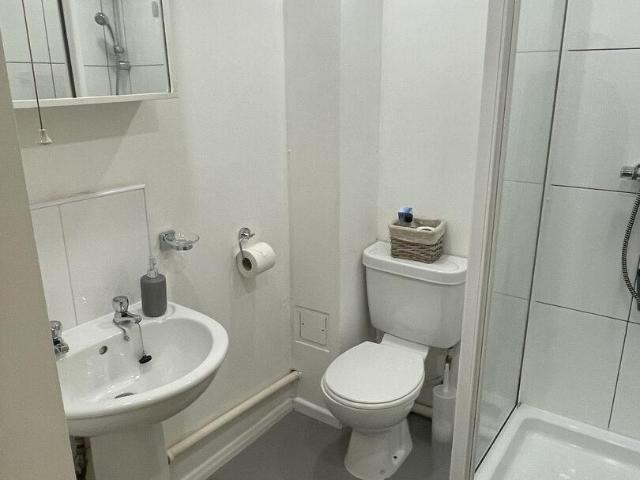Jarrom Street, Leicester LE2 Studio to rent £802 pcm £185 pw