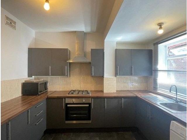 Jarrow Road, Sheffield S11, 4 bed semi detached house to rent, £1,600 pcm | PrimeLocation