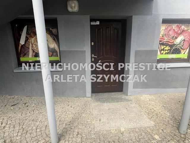Dwukondygnacyjny lokal 140 m² z parkingiem i niezależnymi wejściami