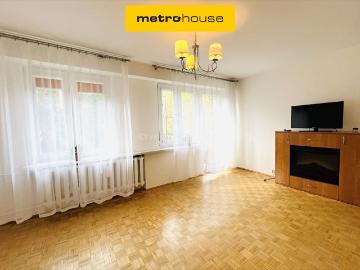 Przestronne 3 pokoje z balkonem i piwnicą w centrum Jasła
