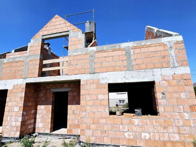Dom 165,67 m² z możliwością wykończenia pod klucz polecam!