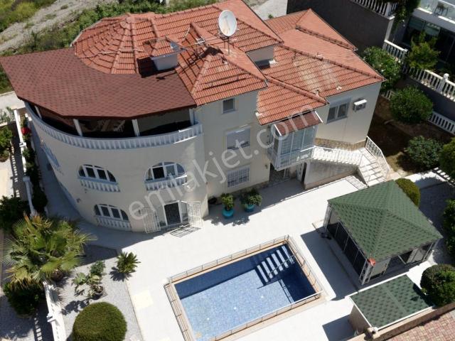 Jasmıne Park Villa Alanya Satılık Kale Ve Deniz Manzaralı