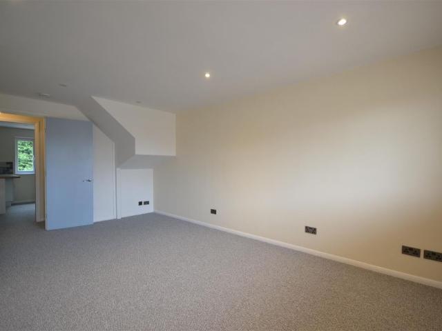 Jasmin Road, Epsom, Surrey, KT19 9EA