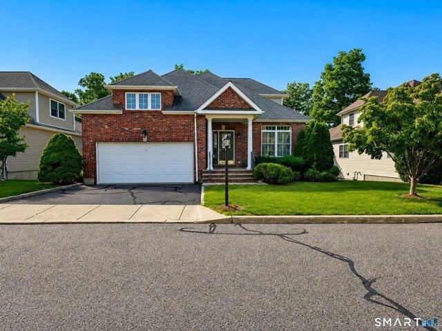 Jasmine Cir Unit,milford, Condo For Sale