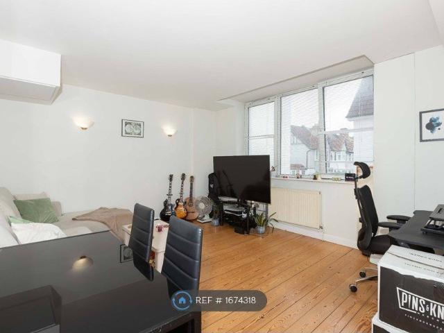 Jasmine Court, Hove BN3, 1 bed flat to rent, £1,300 pcm | PrimeLocation