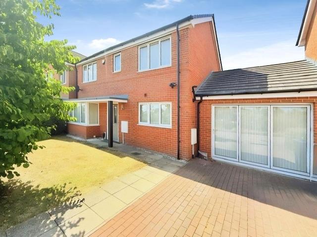 Jasmine Walk, Birmingham B23, 3 bed property to rent, £1,495 pcm | PrimeLocation