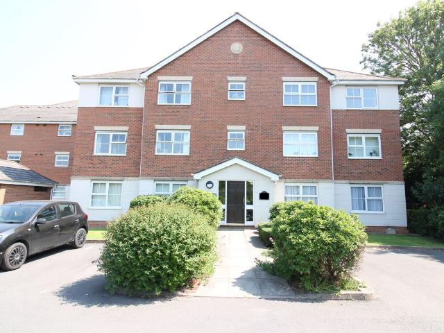 Jasmine Way, Weston Super Mare BS24, 2 bed flat to rent, £1,100 pcm | PrimeLocation