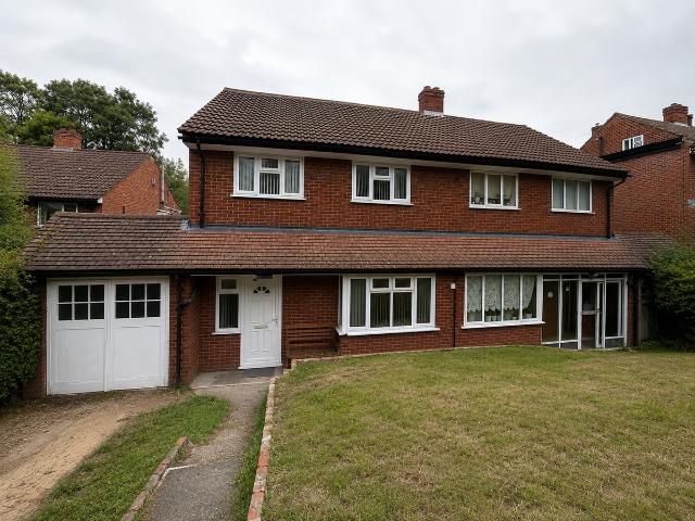Jasper Road, London SE19, 4 bed link detached house to rent, £4,000 pcm | PrimeLocation
