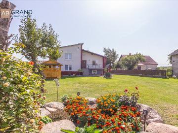 Przestronny dom 220 m² z 7 pokoi w Jatwieź Dużej