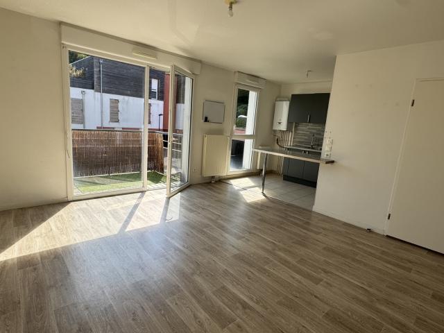 JAUX APPARTEMENT STUDIO 32,45
