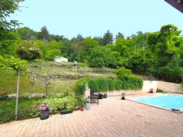 Jaujac 07380 Achat / Vente maison 4 pièces t4 piscine terrasse