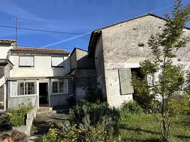 Javrezac 16100 Achat / Vente maison 5 pièces t5 parking