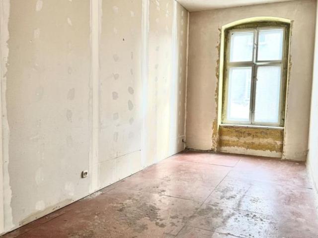 Dwupokojowe mieszkanie do remontu, niskie koszty, materiały w cenie