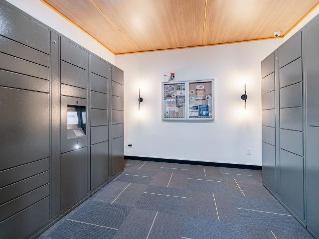 Jaxon 3 Bedroom Apartment for Rent at 2502 Burney Oaks Ln, Arlington, TX 76006