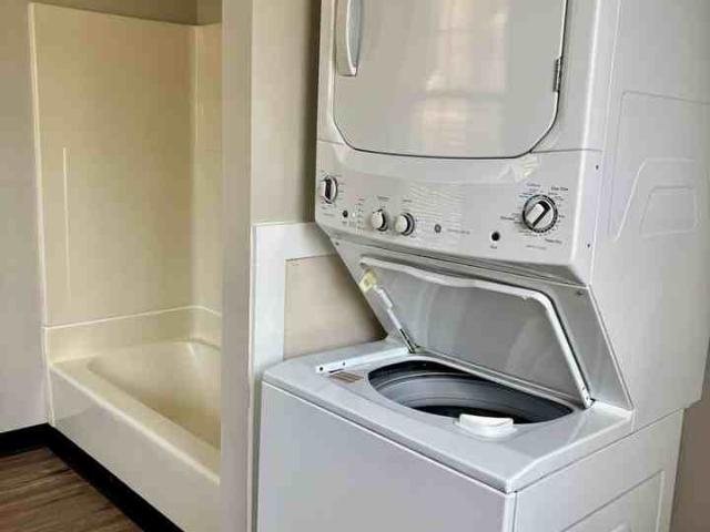 Jax's Galloping Groomer 1 Bedroom Apartment for Rent at 1301 S Queen St, Valley View, PA 17403 Valley View