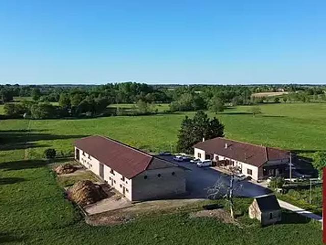 Jayat 01340 Achat / Vente maison 10 pièces t10 au dernier étage cave
