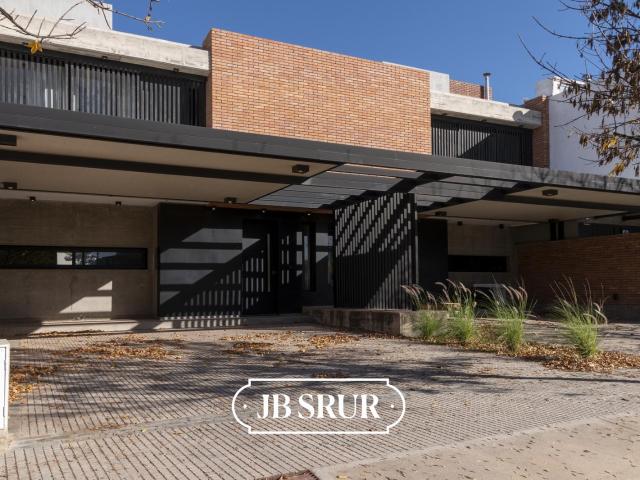 JB Srur