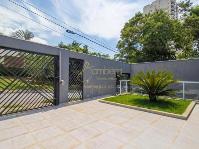 Jd Londrina Casa Nova em frente a uma encantadora praça!