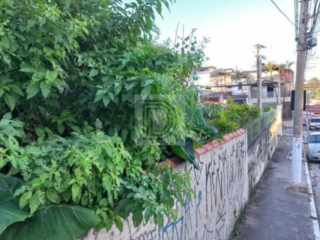 Casa Térrea à Venda | Jardim Rosa Maria | Terreno de 885 m² | Excelente para Investidores