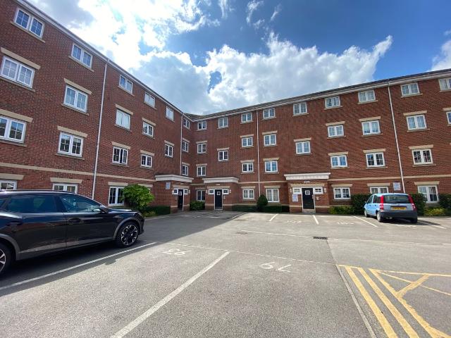 Jenkinson Grove, Armthorpe, Doncaster DN3, 2 bed flat to rent, £750 pcm | PrimeLocation