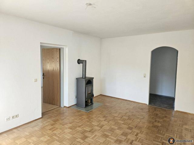 Jennersdorf: Familienwohnung mit Südbalkon