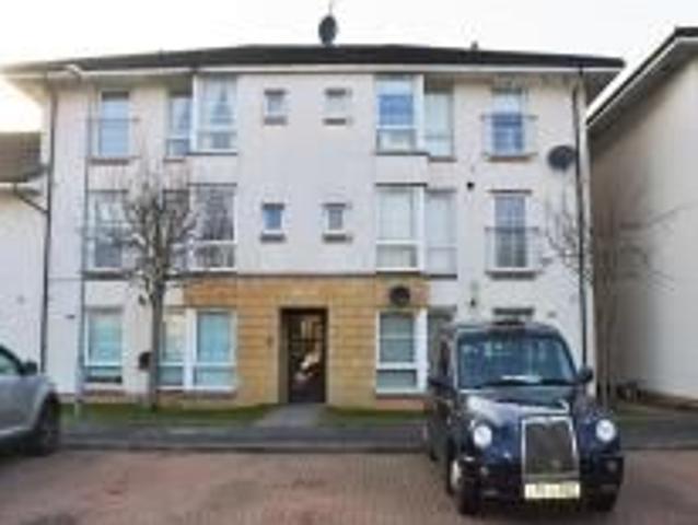 Jenny Lind Court, Glasgow G46, 2 bed flat to rent, £1,200 pcm | PrimeLocation
