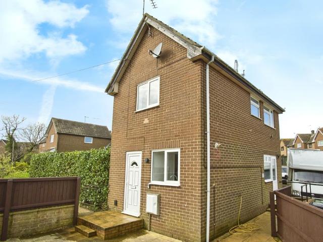 Jeals Lane, PO36 2 bed semi detached house to rent £980 pcm £226 pw