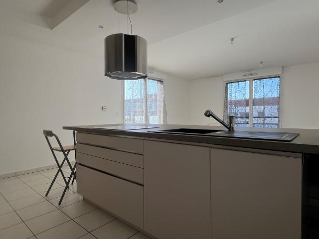 Jean Macé, T2 de 62m2 avec une terrasse de 60m2