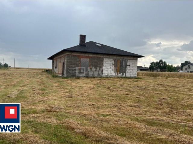 Dwa budynki na działce 8008 m² w Jedlno Pierwsze potencjał inwestycyjny