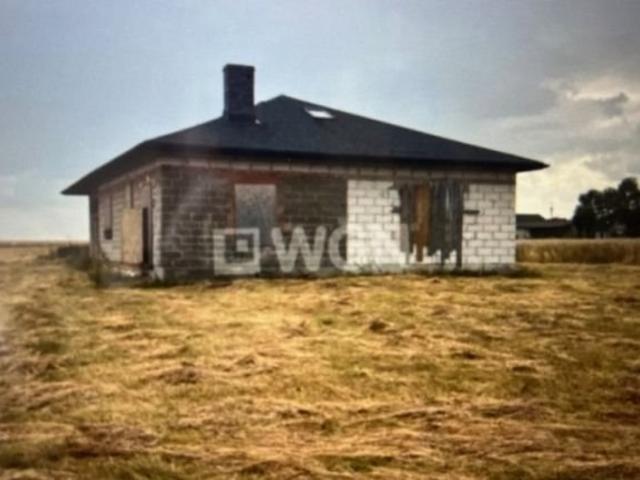 Dworek i budynek pod działalność w Jedlno Pierwsze zapraszam