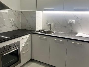 Jednopokojowe 30M2 z odzielną kuchnią i balkonem Plac Konesera, Warszawa, Praga Północ