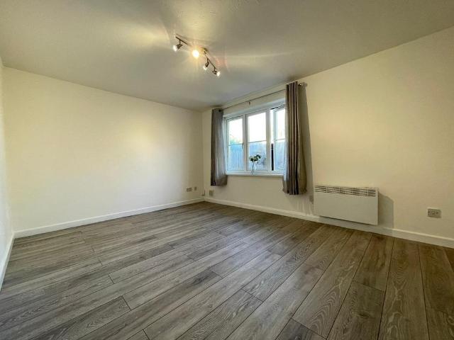 Jefferson Lodge, Wembley, HA0 1 bed flat to rent £1,450 pcm £335 pw