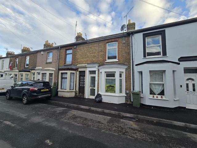 Jefferson Road, Sheerness ME12, 3 bed property to rent, £1,250 pcm | PrimeLocation
