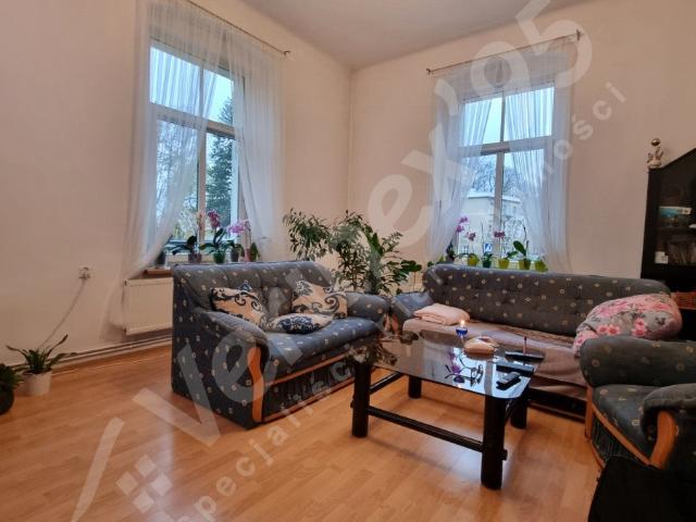 Przestronne 4 pokojowe mieszkanie na parterze z dużą piwnicą