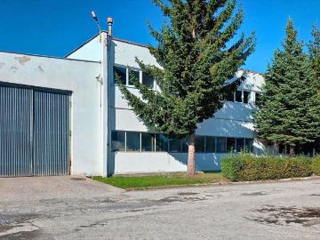 Przestronny lokal 675 m2 z możliwością wynajmu i dzierżawy