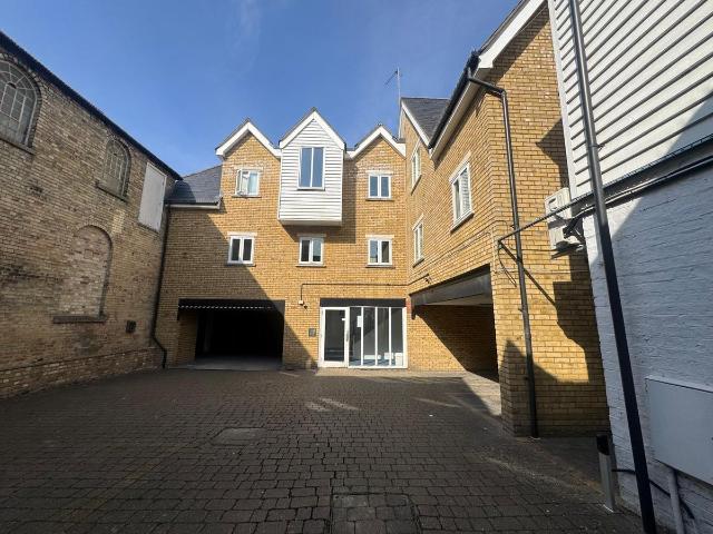 Jepps Lane, Royston SG8, 2 bed flat to rent, £1,195 pcm | PrimeLocation