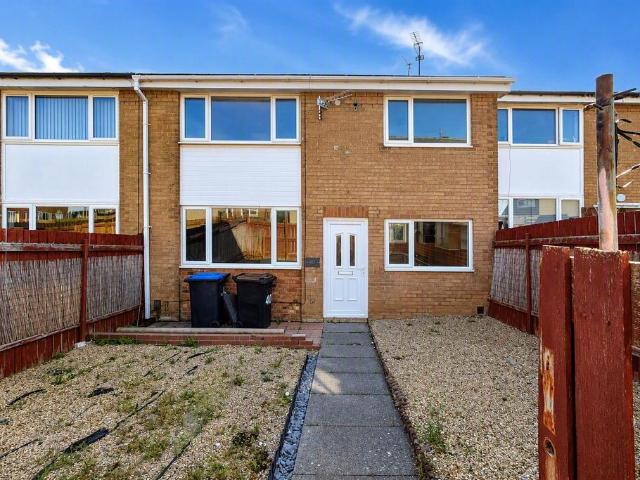 Jervaulx Road, Skelton in Cleveland 3 bed terraced house to rent £795 pcm £183 pw