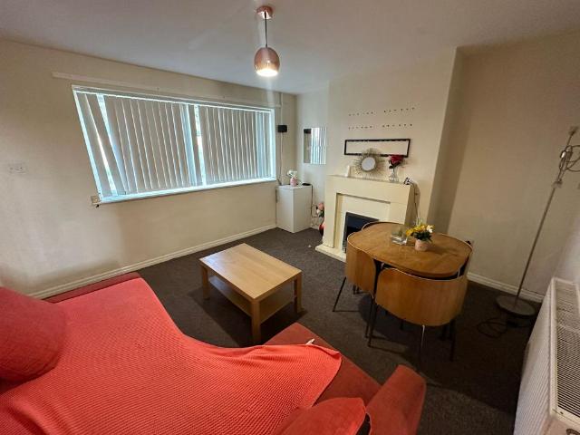 Jervoise Road, Birmingham B29 3 bed terraced house to rent £1,250 pcm £288 pw