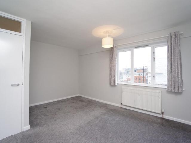 Jericho Street, Sheffield S3, 2 bed flat to rent, £825 pcm | PrimeLocation