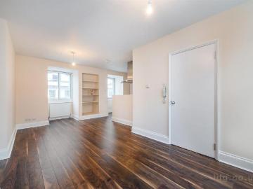 Jermyn Street, London SW1Y 2 bed apartment to rent £3,500 pcm £808 pw