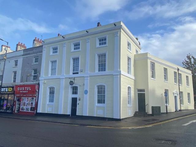 Jerome Chambers, Bradford Street. House share to rent £580 pcm £134 pw