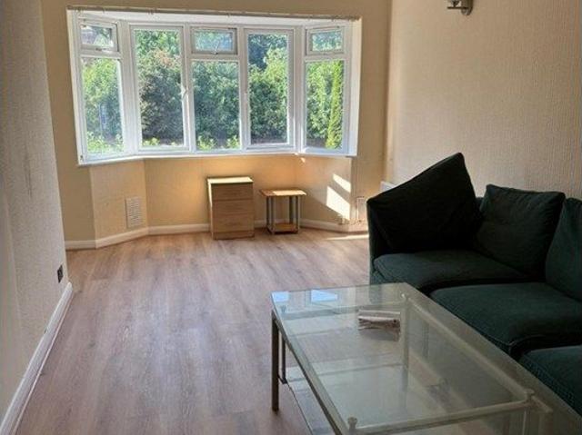 Jersey Court, Osterley TW7, 2 bed maisonette to rent, £2,250 pcm | PrimeLocation