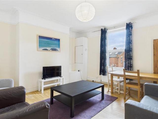 Jesmond, Newcastle Upon Tyne 4 bed maisonette to rent £2,600 pcm £600 pw