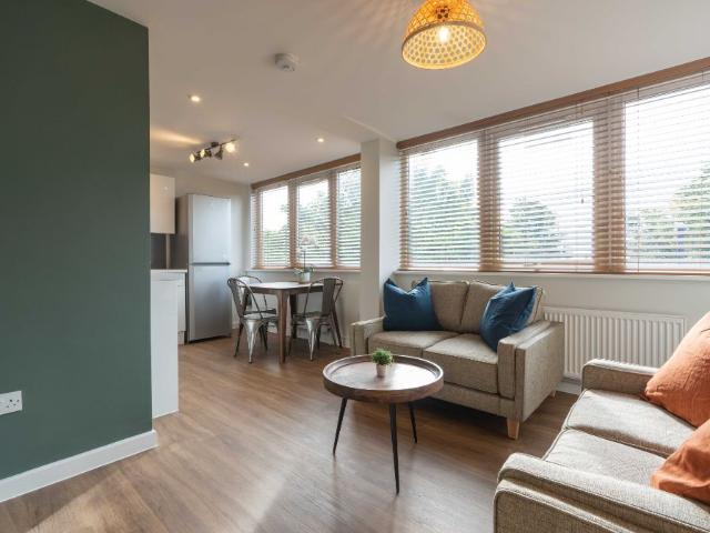 Jesmond Road, Newcastle NE2, 4 bed flat to rent, £754 pppm | PrimeLocation