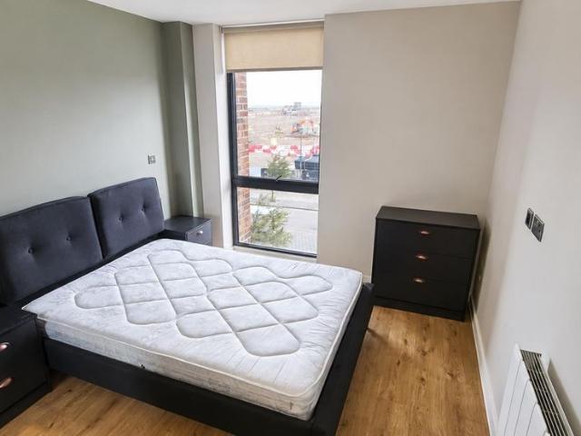 Jesse Hartley Way, Liverpool L3, 2 bed flat to rent, £1,000 pcm | PrimeLocation