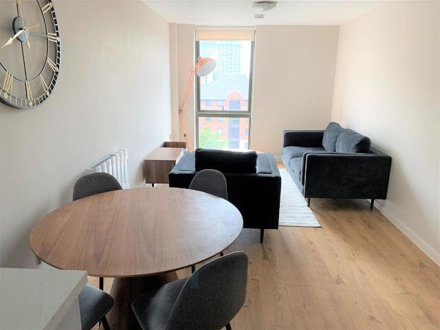 Jesse Hartley Way, Liverpool L3, 2 bed flat to rent, £1,100 pcm | PrimeLocation